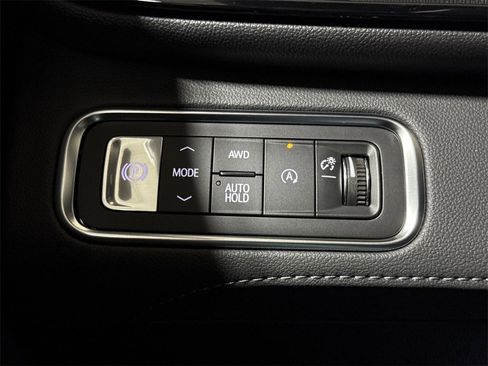 New 2026 Buick Enclave Sport Touring w/ Power Package image 18