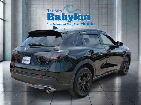 Used 2026 Honda HR-V Sport image 4