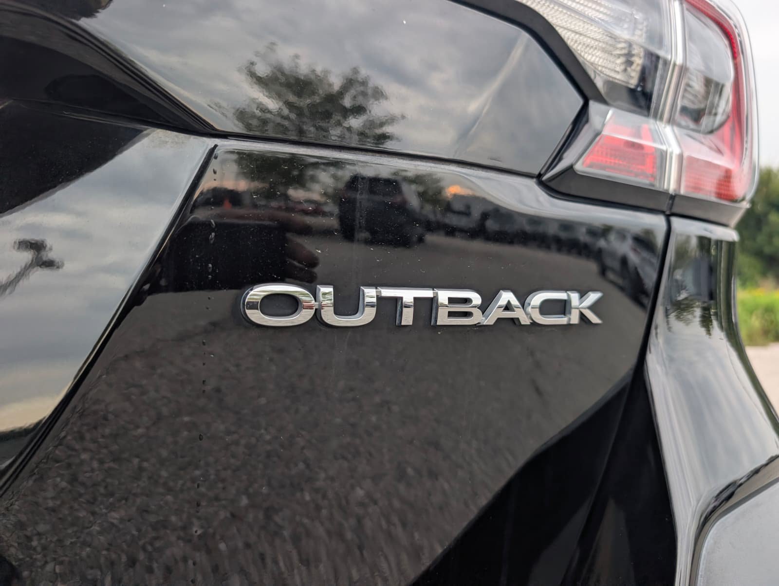 Certified 2025 Subaru Outback Premium AWD/4WD image 11
