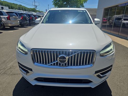 Certified 2025 Volvo XC90 T8 Ultra w/ Protection Package Premier AWD/4WD image 2