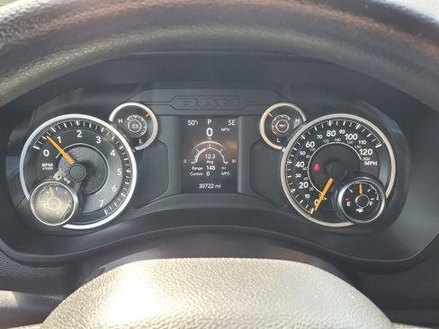 Used 2022 RAM 3500 Tradesman w/ Chrome Appearance Group AWD/4WD image 19