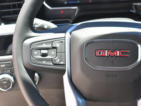 New 2026 GMC Sierra 1500 Elevation AWD/4WD image 18