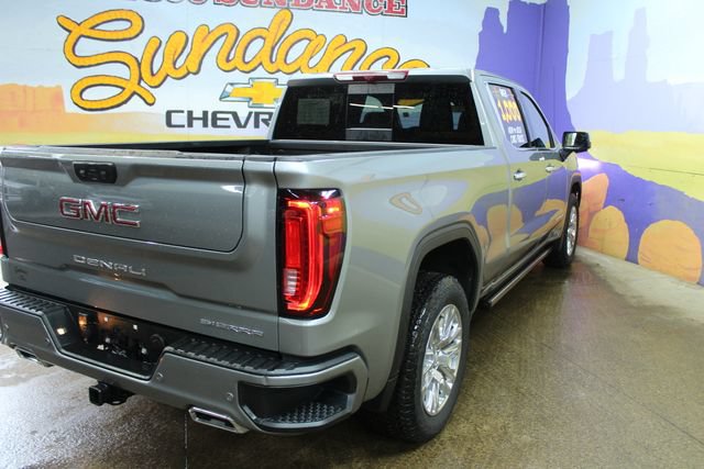 Used 2025 GMC Sierra 1500 Denali AWD/4WD image 8