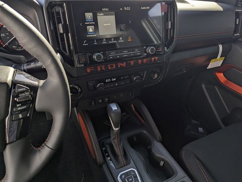 New 2026 Nissan Frontier PRO-4X w/ Tow Package AWD/4WD image 11