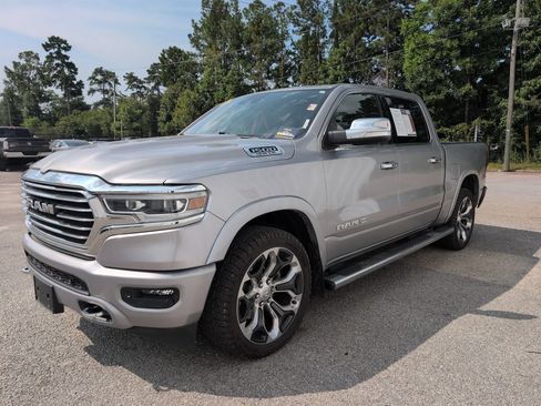 Used 2022 RAM 1500 Limited w/ Body-Colour Bumper Group AWD/4WD image 4
