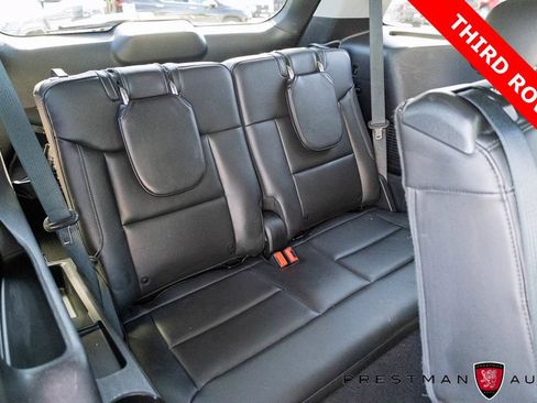 Used 2022 Ford Explorer XLT w/ Equipment Group 202A AWD/4WD image 5