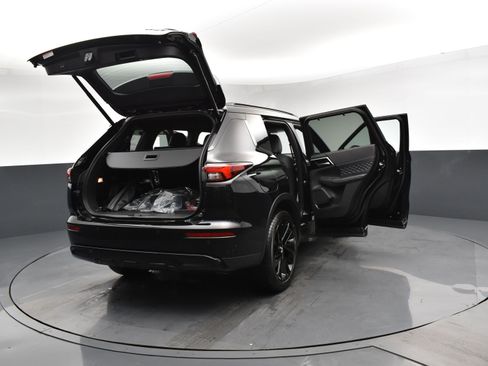 New 2025 Mitsubishi Outlander SEL Black Edition image 24