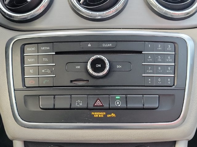 Used 2015 Mercedes-Benz CLA 250 image 26