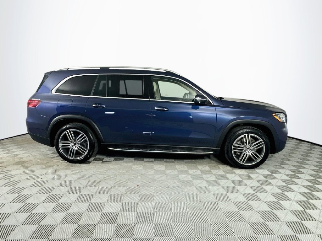 Certified 2024 Mercedes-Benz GLS 450 4MATIC image 8