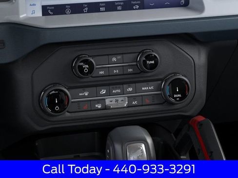 New 2026 Ford Bronco Heritage Edition AWD/4WD image 18