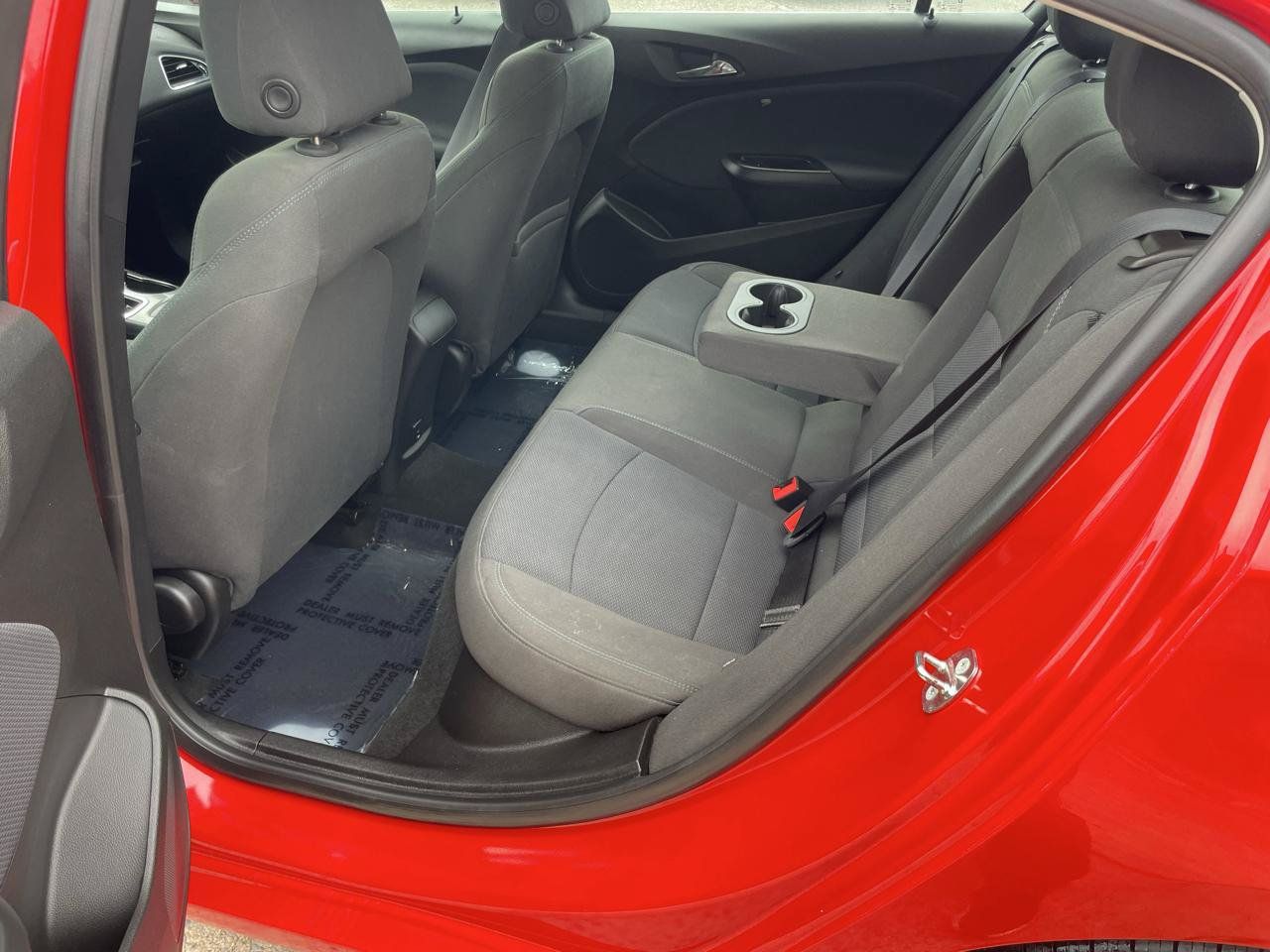 Used 2018 Chevrolet Cruze LT FWD image 39