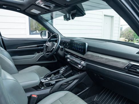 Used 2024 Kia Telluride SX Prestige X-Line AWD/4WD image 20