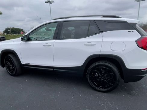 Used 2020 GMC Terrain SLT w/ Preferred Package image 6