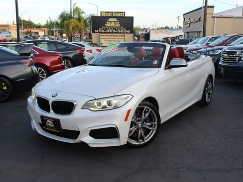 Used 2016 BMW M235i Convertible RWD image 37