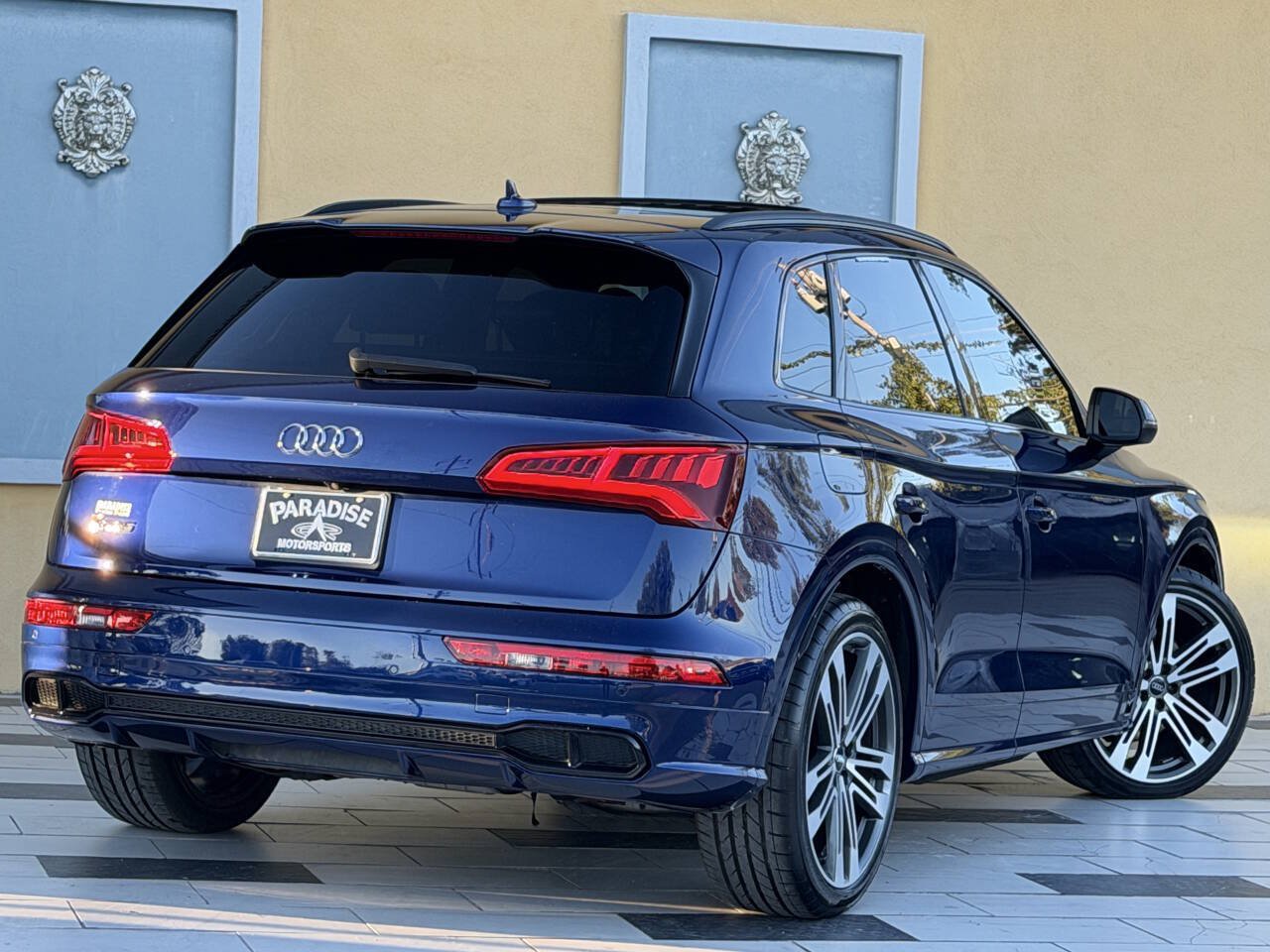 Used 2020 Audi SQ5 Premium Plus w/ Premium Plus Package AWD/4WD image 4