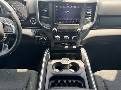 Used 2020 RAM 1500 Big Horn AWD/4WD image 11