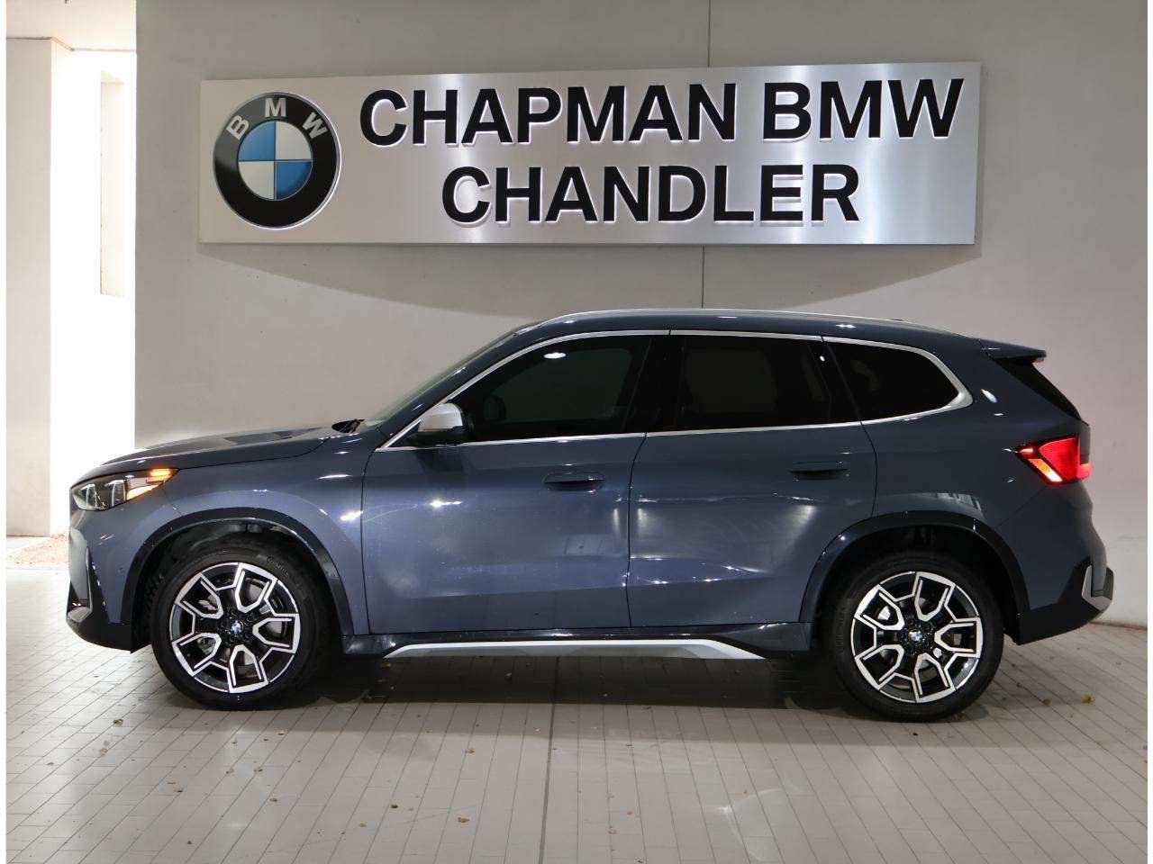 Certified 2023 BMW X1 xDrive28i w/ Premium Package AWD/4WD image 3