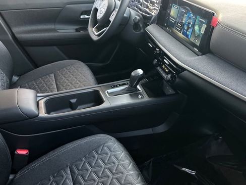 New 2026 Nissan Kicks SV FWD image 17