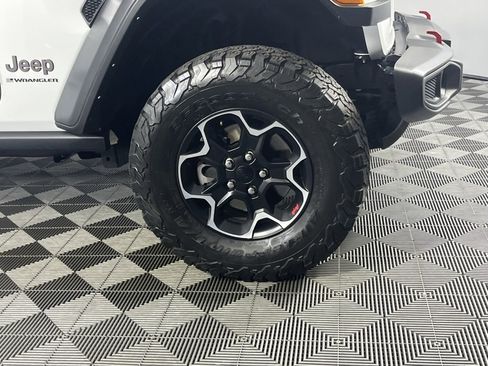 Certified 2023 Jeep Wrangler Unlimited Rubicon image 6