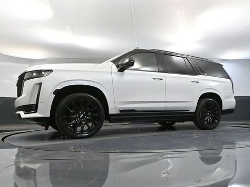 Used 2024 Cadillac Escalade Sport w/ LPO, ONYX Package image 68