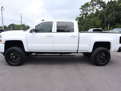 Used 2015 Chevrolet Silverado 2500 LTZ w/ Duramax Plus Package AWD/4WD image 6