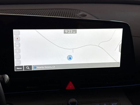 Used 2025 Hyundai Elantra Limited FWD image 19