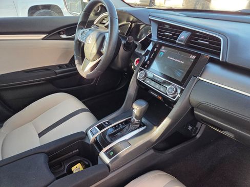 Used 2017 Honda Civic EX image 16