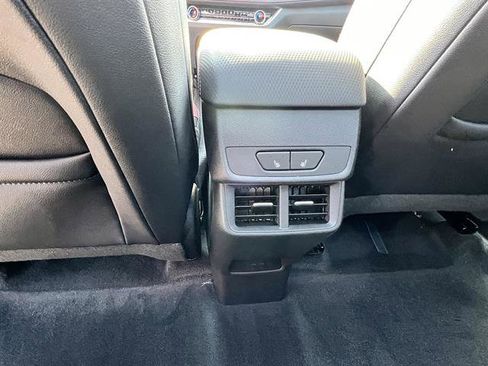 New 2026 Chevrolet Equinox RS w/ Convenience Package III AWD/4WD image 19