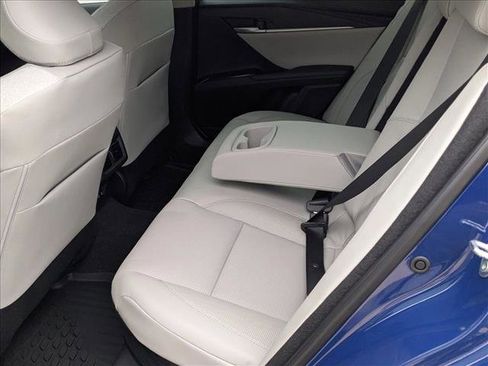 Used 2025 Toyota Camry XLE image 16