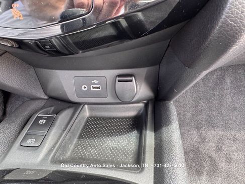 Used 2019 Nissan Rogue SV w/ Premium Package FWD image 36