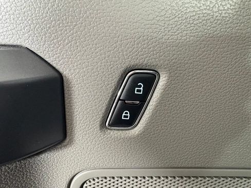 Used 2020 Ford F150 XLT w/ Equipment Group 301A Mid AWD/4WD image 17