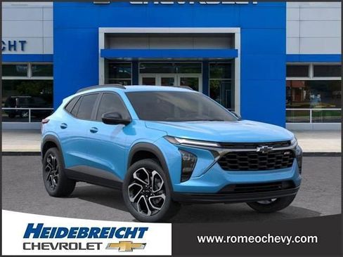 New 2025 Chevrolet Trax RS w/ Driver Confidence Package image 8