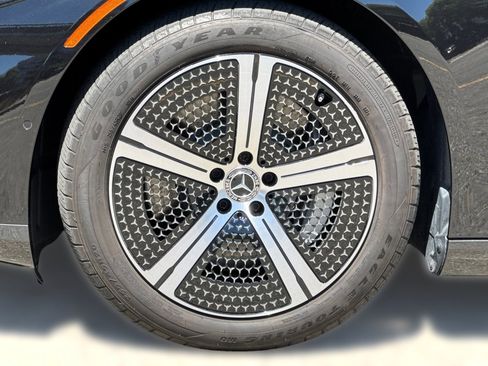 Certified 2024 Mercedes-Benz EQS 450+ 4MATIC Sedan image 11