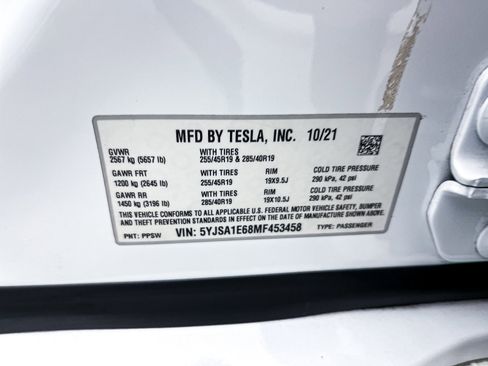 Used 2021 Tesla Model S Plaid image 35