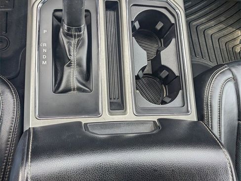 Used 2020 Ford F150 Lariat image 20