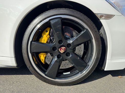 Used 2014 Porsche 911 Turbo S image 61