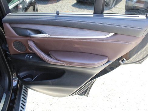 Used 2014 BMW X5 xDrive50i image 26
