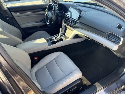 Certified 2018 Honda Accord EX-L image 19