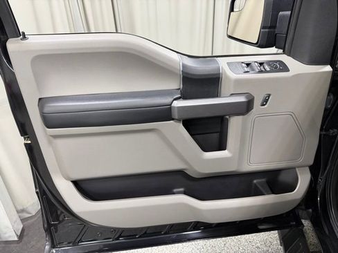 Used 2020 Ford F150 XLT image 15