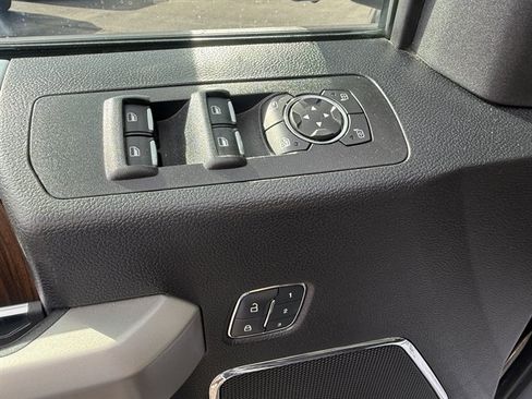 Used 2017 Ford F150 Lariat AWD/4WD image 15