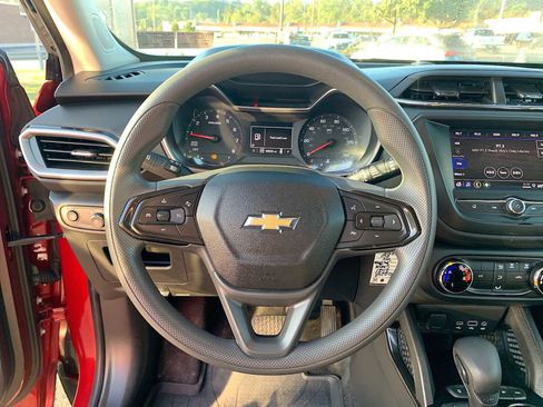 Certified 2021 Chevrolet TrailBlazer LS image 11
