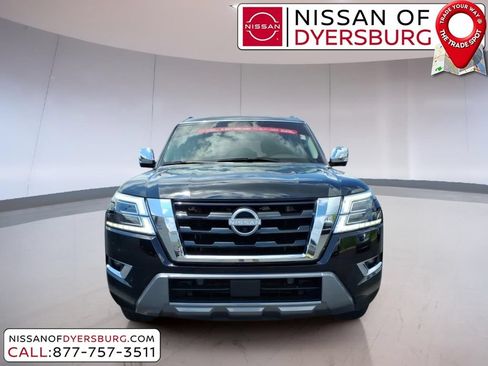 Used 2024 Nissan Armada Platinum w/ Captain's Chairs Package RWD image 8