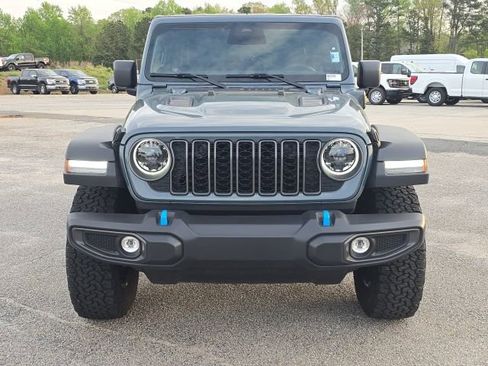 Used 2025 Jeep Wrangler Unlimited Rubicon 4xe image 8