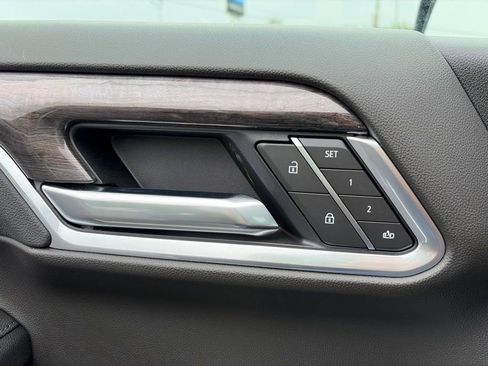 New 2026 Chevrolet Silverado 1500 LTZ w/ LTZ Premium Package AWD/4WD image 20