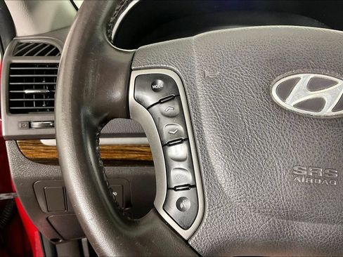 Used 2011 Hyundai Santa Fe SE FWD image 18