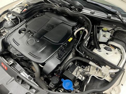 Used 2013 Mercedes-Benz C 300 4MATIC Sedan image 29