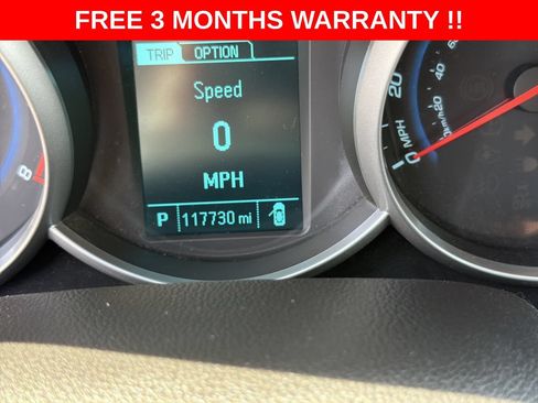Used 2015 Chevrolet Cruze LS FWD image 16