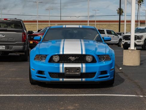 Used 2013 Ford Mustang GT RWD image 2