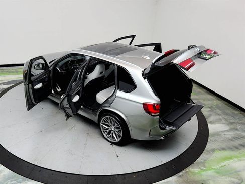Used 2017 BMW X5 M AWD/4WD image 40
