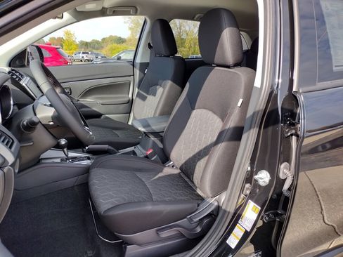 New 2025 Mitsubishi Outlander Sport LE image 6